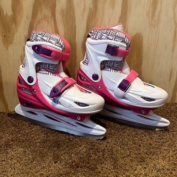 xino dports Other Childrens Ice Skates Expandable Girls Sizes To 4